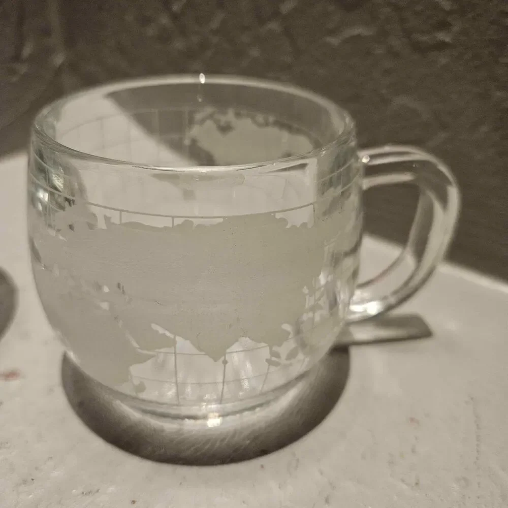 Nestlé World Globe Vintage Coffee Cups